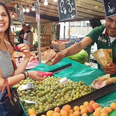 Stroll a Local French market & have a picnic