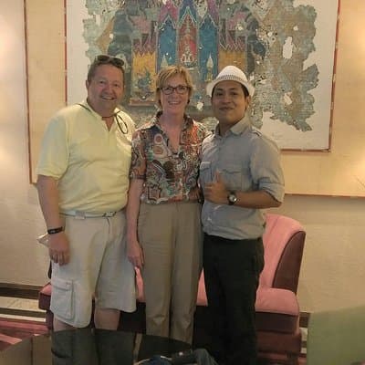 In and around Bangkok Private Tour Guide with Custom Experience 3