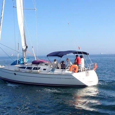 4 Hours Private Sailing Trip to Oeiras Beach 2