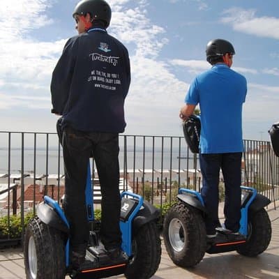 Lisbon Segway 1.5-Hour Private Tour: Bairro do Castelo, Mouraria