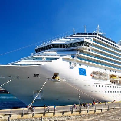 Private Transfer from London accommodation to Cruise terminal 2