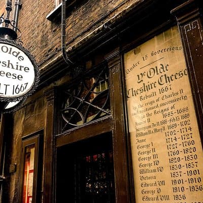 London's Hidden Gems and Secret History Private Guided Tour 3