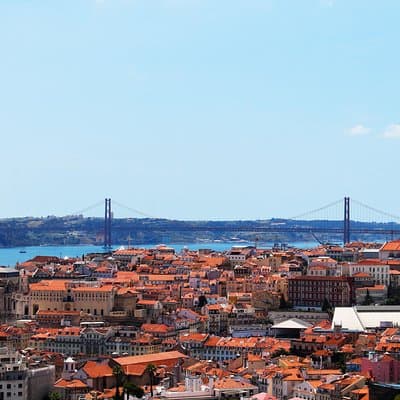 Lisbon Highlights PRIVATE Half Day Tour with a local Guide 2