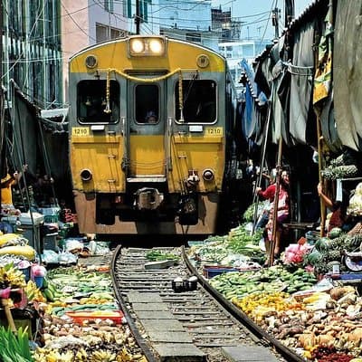 Private Tour: Amphawa Floating Market & Maeklong Railway Market 3