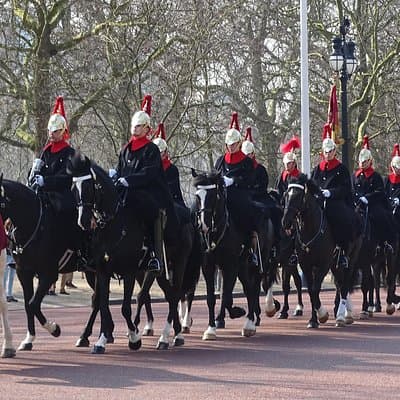 Royal Tour of St James', Parks, Palaces and Royal intrigue 5