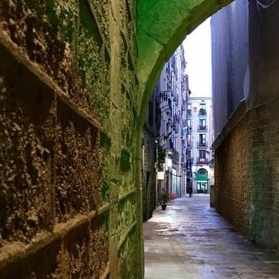 Explore hidden streets of Barcelona with a local 2