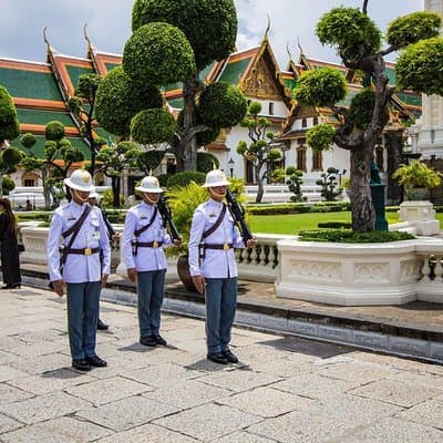 Private Tour : Grand Palace and Emerald Buddha Temple 2
