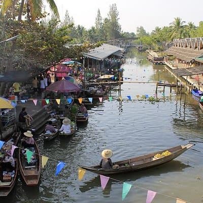 From Bangkok : Thaka Floating Market