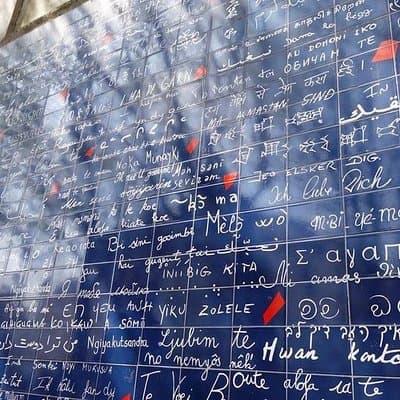 Paris Montmartre: 2 hour group city tour in German or English 4