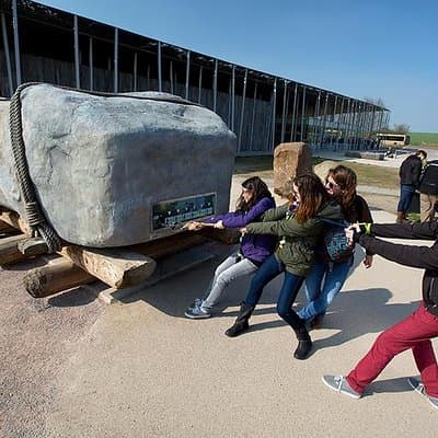 London to Southampton Cruise Port Including Stonehenge 5