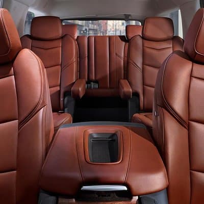 Private Transfer: Dubai Airport DXB to Dubai City in Luxury SUV 3