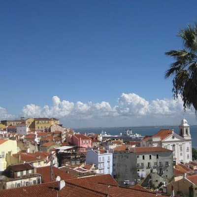 Lisbon walking tailored private tour (half day)