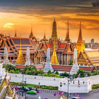 Bangkok Hindu Landmark Tour with Grand Palace, Temples & Lunch