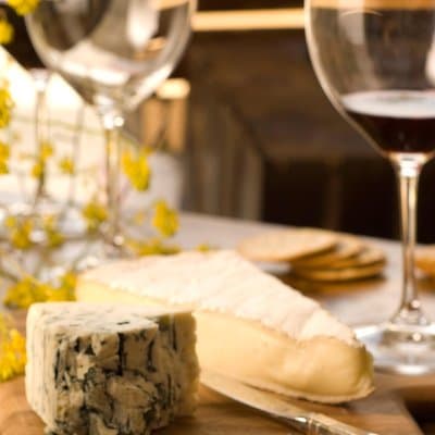 Paris Wine and Cheese Pairing Private Masterclass in a Bistrot
