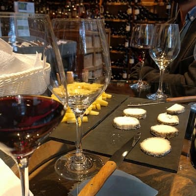 Paris Wine and Cheese Tastings Class near Le Marais