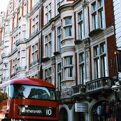 The History of London City Center Tour Semi-Private 12ppl Max 5