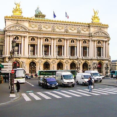 1 day in Paris with Friendly Local Guide 2