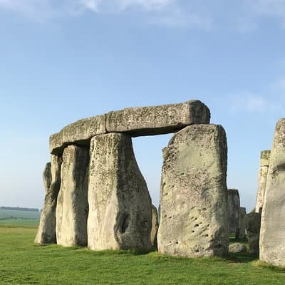 Stonehenge Independent Visit with Private Driver by Luxury Sedan 4