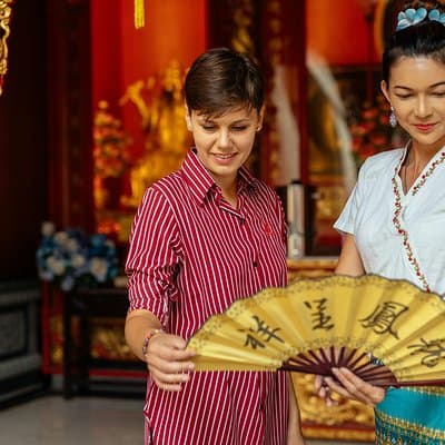 Full Day Bangkok PRIVATE City Tour With Locals - Wat Trimit & Wat Pho tickets 4