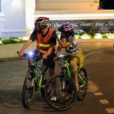 Bike Bangkok at Night with Thai Dinner 4
