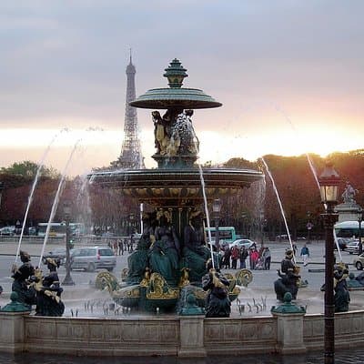 Paris Private Tour with Seine River Cruise 5