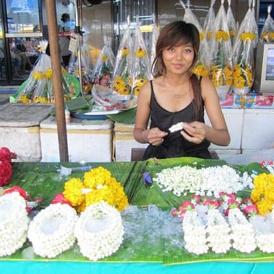 Experience Bangkok at Night with Streetfood Dinner & Foot Massage 4