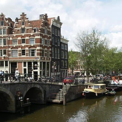 2 Hours Private Walking Tour of the Highlights of Amsterdam 3