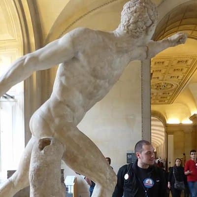 Louvre Museum Private 2-h Tour on Italian Art and masterpieces 4