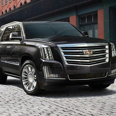 Private Transfer: Dubai Airport DXB to Dubai City in Luxury SUV