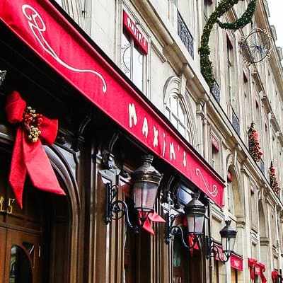 1 day in Paris with Friendly Local Guide 4