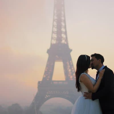 Paris Photographer: Exclusive Photoshoot with Private Car