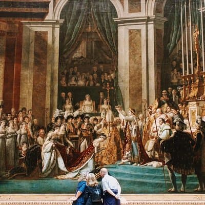 Louvre Museum Essential Guided Tour Semi Private 6 GUESTS MAX 3