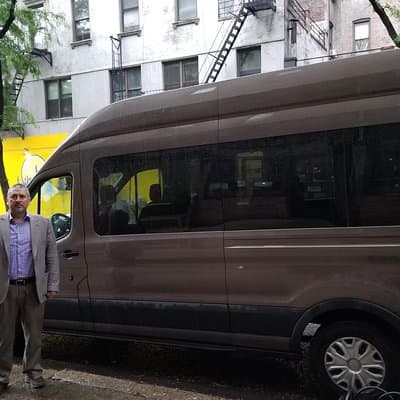 JFK or LGA package only (Round trip transfer plus VIP Contrasts) 2