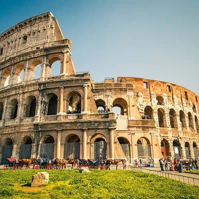 Private tour in Rome with an Electric bike and Local Food