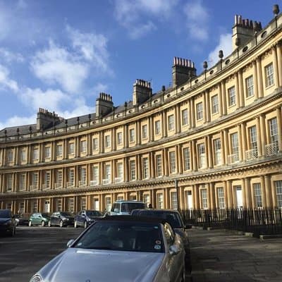 Private Day Tour to Stonehenge, Bath and The Cotswolds 3