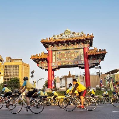 Bangkok Selfie Expert Tour: Flower Market, Wat Traimit & Wat Pho 4