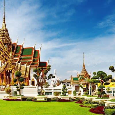 Bangkok: City Highlights Temple and Market Walking Tour