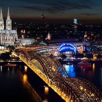 Cologne Private Full-Day Sightseeing Tour from Amsterdam