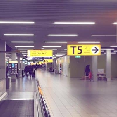 Taxi Transfer from Schiphol Airport to Amsterdam 3