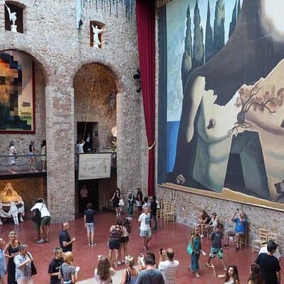 Private Dalí Museum and Tour from Barcelona 4