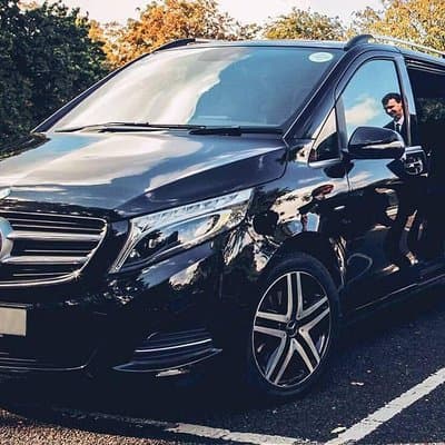 Private transfer: Charles de Gaulle Airport (CDG) to Paris VAN up to 8 PAX 2