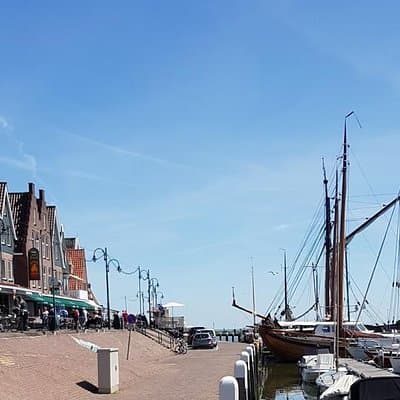 Volendam & Zaanse Schans PrivateTour: ijmuiden Felison cruiseship 5