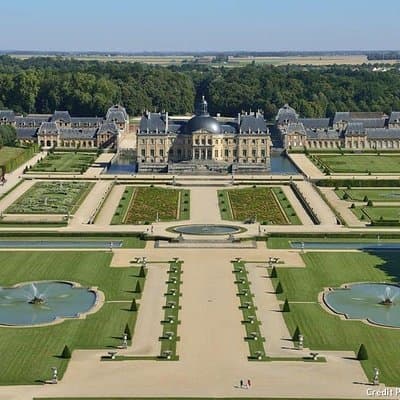 PARIS Excursion ==>CHATEAUX VERSAILLES and VAUX LE VICOMTE in Van 5