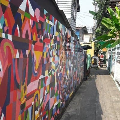 HD-03 WangLang cycling to see rare royal barge museum and riverside communities 2