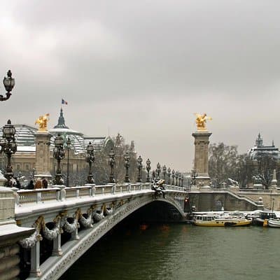 Paris Christmas Tour with a Local Guide: Custom & Private 3