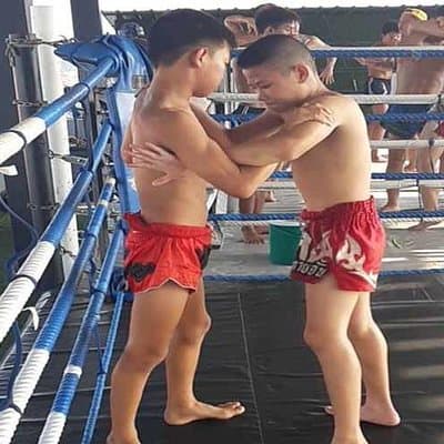 Thai Boxing Lesson, family and Kids Friendly 2