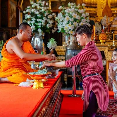 Treasures of Bangkok: Buddhism & Monks Private Tour