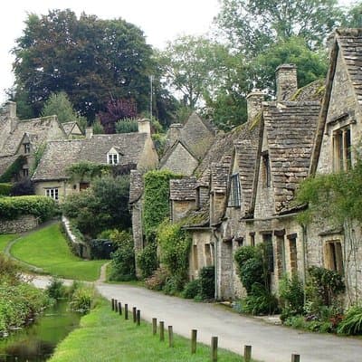 Royal Windsor Cotswold & Shakespeare Country in Executive Vehicle Private Tour 5