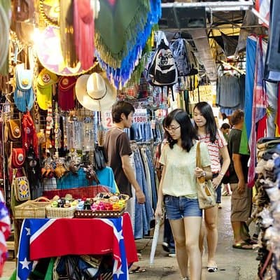 Bangkok Tuk Tuk Walk & Temple Tour With Wat Pho, Arun & Traimit 3
