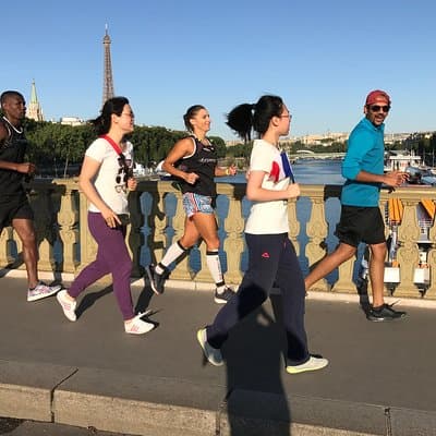 Sunrise Run & Sightseeing in Paris